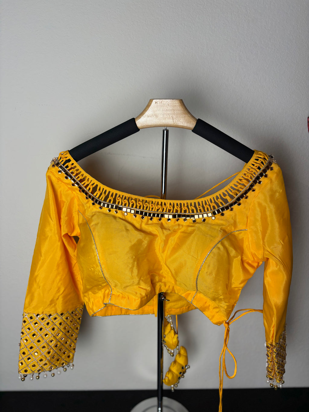 Yellow Blouse with Silver Details and Crown Like Tassel